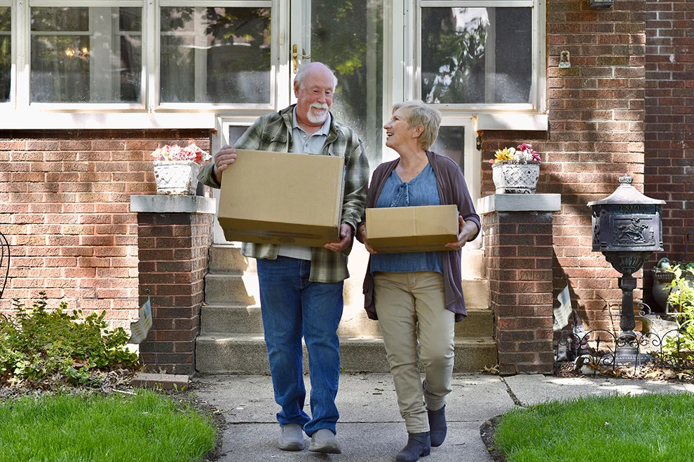Downsizing-Jeff-Buys-Your-House-image-5